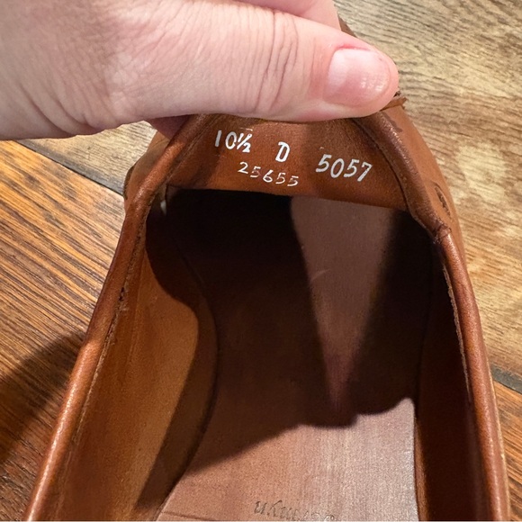 Allen Edmonds Tan Tassel Loafers 10.5D Jermyn - Picture 9 of 9